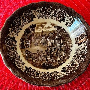 VINTAGE CERAMIC DISH